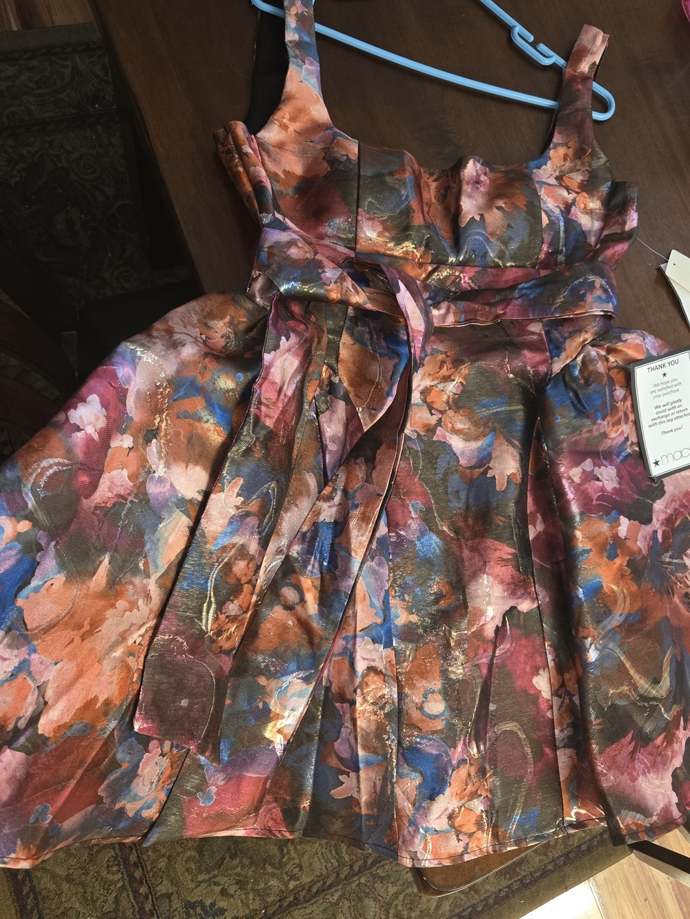 Gorgeous NWT Katia Rae party dress in size Large.